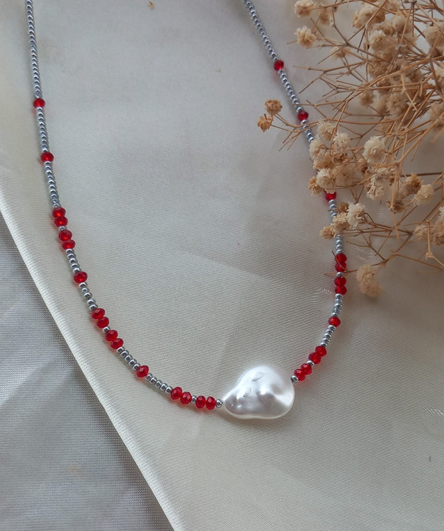 گردنبند زنانه مروایدی قرمز