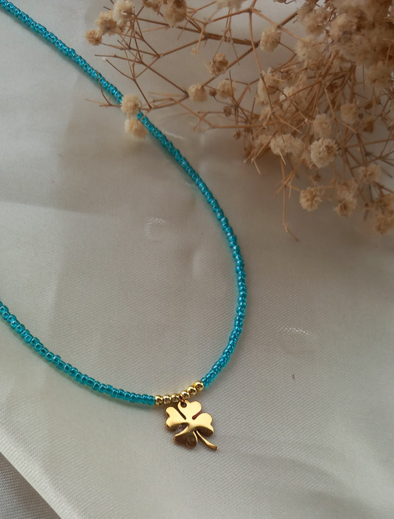 گردنبند زنانه منجوقی سبز با پلاک استیل