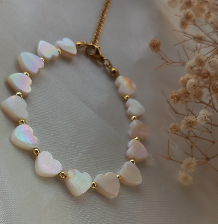 دستبند زنانه صدفی