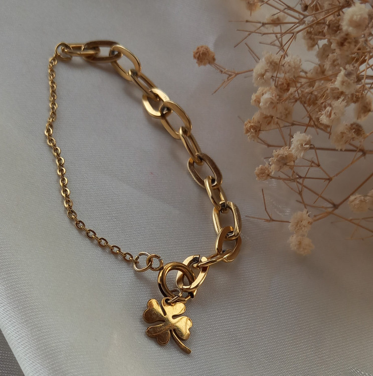 دستبند زنانه مشابه طلا مدل کارتیر