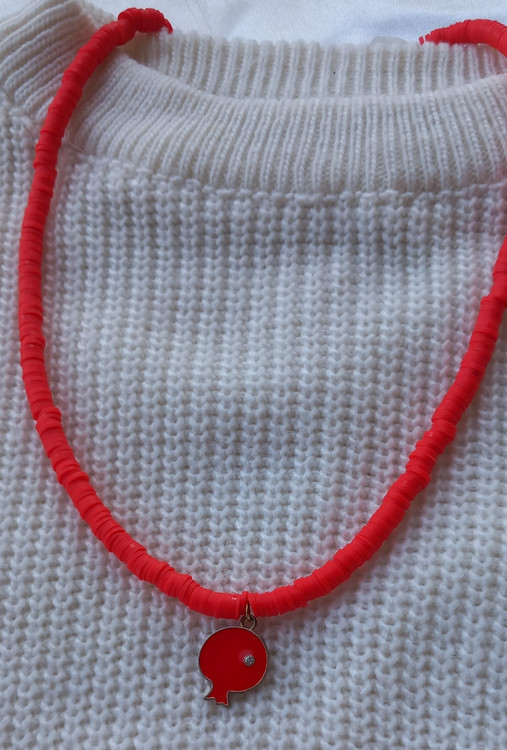 گرنبند قرمز یلدایی با پلاک انار