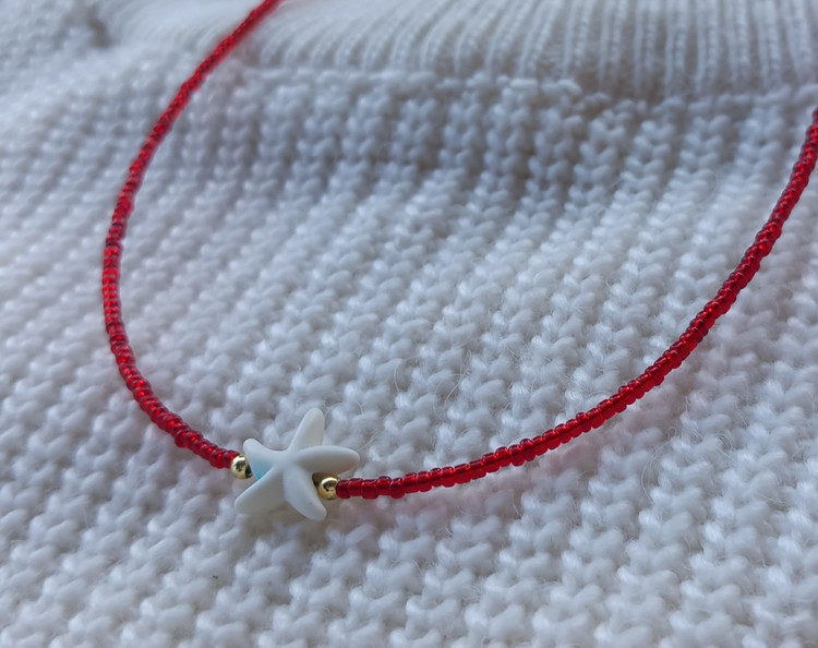 گردنبند یلدایی قرمز