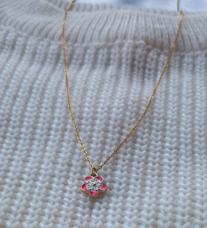 گردنبند شکوفه صورتی