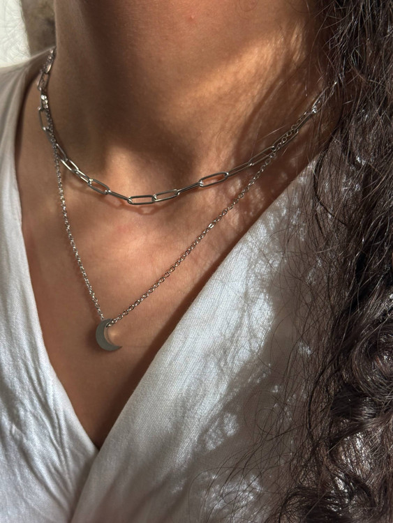 گردنبند ماه نقره ای