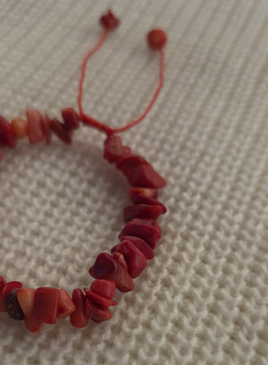 دستبند دفرمه سنگ طبیعی مرجان