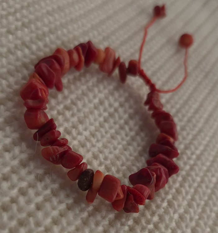 دستبند سنگ قرمز مرجان