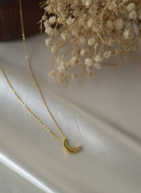 گردنبند ماه طلایی