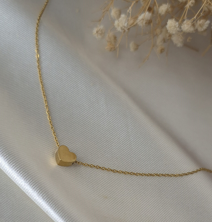 گرنبند زنانه قلب 3 بعدی طلایی