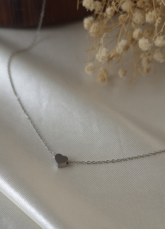 گردنبند با پلاک قلب