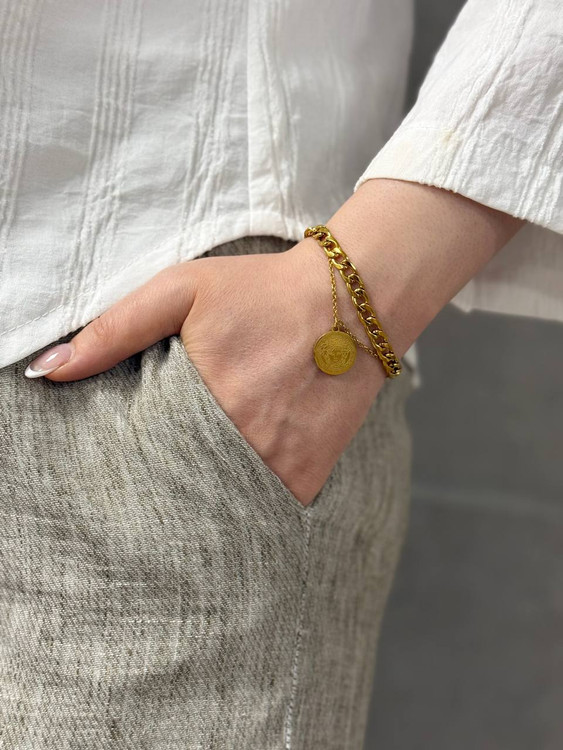 دستبند کارتیه و سکه الیزابت