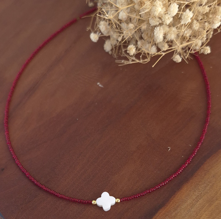 گردنبند منجوقی قرمز