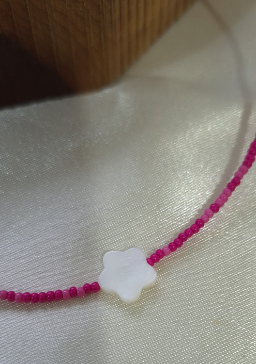 گدنبند منجوقی صورتی و صدف