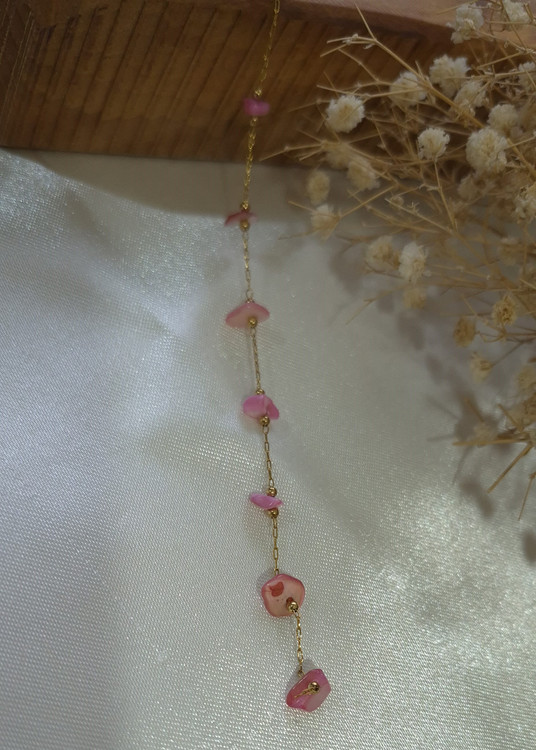 دستبند صدف صورتی با زنجیر استیل