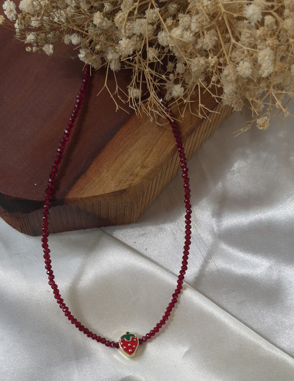 گردنبند دخنرانه توت فرنگی قرمز
