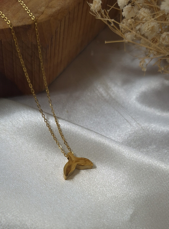 گردنبند استیل دم نهنگ یا وال